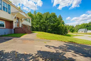 129 Summit St, Baileyville, ME 04694 - Photo 3