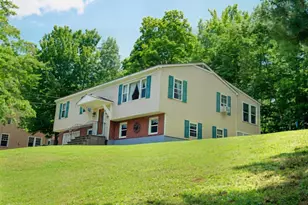 129 Summit St, Baileyville, ME 04694 - Photo 3