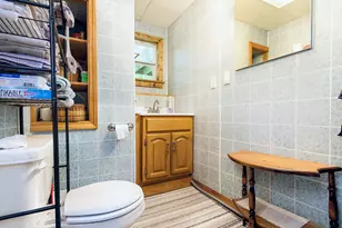 129 Summit St, Baileyville, ME 04694 - Photo 17