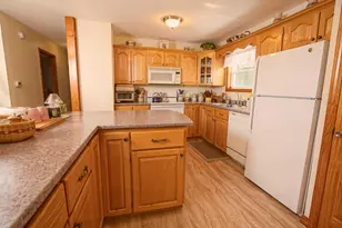 129 Summit St, Baileyville, ME 04694 - Photo 9
