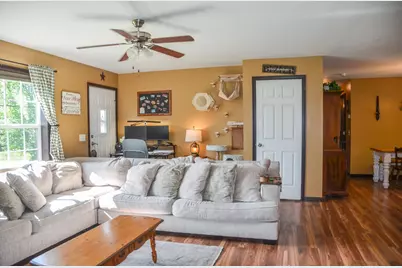 29 Townhouse Road, Chelsea, ME 04330 - Photo 17
