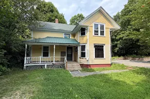 18 Beech St, Dexter, ME 04930 - Photo 1