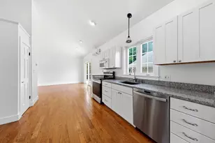 39 Knott St, Rockland, ME 04841 - Photo 5