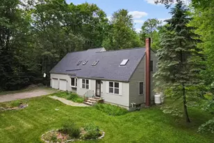 633 Harpswell Rd, Brunswick, ME 04011 - Photo 1