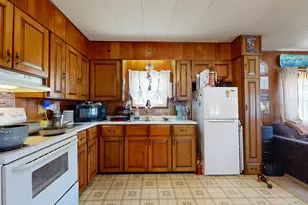 8 Ledgemere Ln, Lewiston, ME 04240 - Photo 3