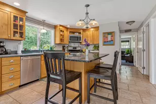 381 Ludlow St, Portland, ME 04102 - Photo 9