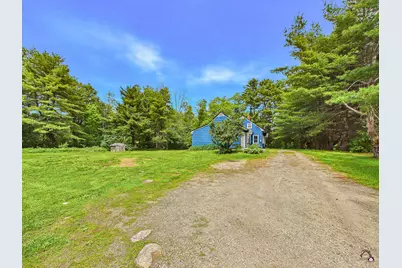 207 Pleasant Street, Mechanic Falls, ME 04256 - Photo 5