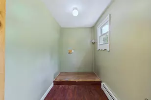 207 Pleasant St, Mechanic Falls, ME 04256 - Photo 27