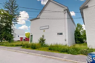 27 Village St, Lisbon, ME 04250 - Photo 17