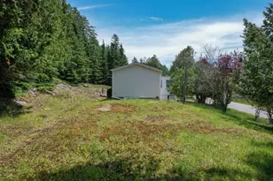 183 Blastow Cove Rd, Deer Isle, ME 04650 - Photo 27