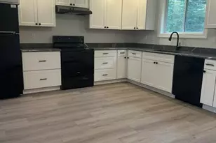 41 Thompson Rd, Veazie, ME 04401 - Photo 7