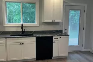 41 Thompson Rd, Veazie, ME 04401 - Photo 11