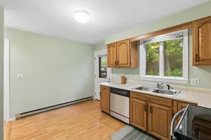 16 Stoneledge Dr, Portland, ME 04102 - Photo 15