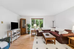 16 Stoneledge Dr, Portland, ME 04102 - Photo 9