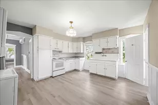 987 Main St, Vassalboro, ME 04989 - Photo 13