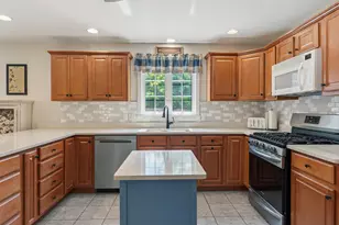 2 Shady Woods Ln, Kennebunk, ME 04043 - Photo 11