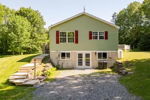 256 Meadow Rd, Topsham, ME 04086 - Photo 3