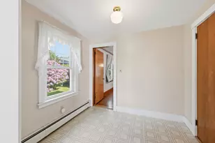 8 Court St, Rockland, ME 04841 - Photo 13