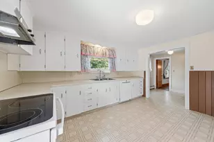 8 Court St, Rockland, ME 04841 - Photo 9