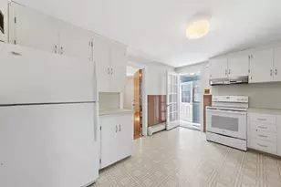 8 Court St, Rockland, ME 04841 - Photo 11