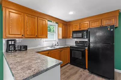 15 Carol Street, Westbrook, ME 04092 - Photo 7