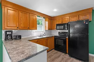 15 Carol St, Westbrook, ME 04092 - Photo 7