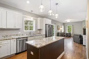 21 River Point Rd, Wiscasset, ME 04578 - Photo 13