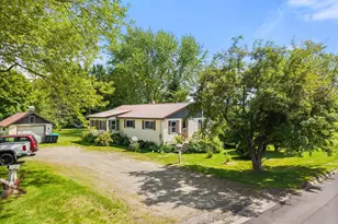 85 Stillwater Ave, Orono, ME 04473 - Photo 3