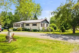 85 Stillwater Ave, Orono, ME 04473 - Photo 9