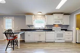 3 Fox Run Dr, Lewiston, ME 04240 - Photo 7