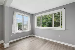 127 Broad St, Auburn, ME 04210 - Photo 11