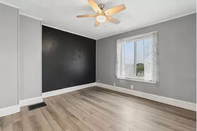 127 Broad Street, Auburn, ME 04210 - Photo 9