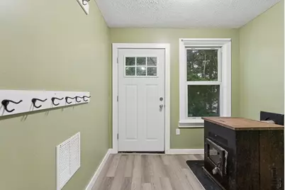 127 Broad Street, Auburn, ME 04210 - Photo 21