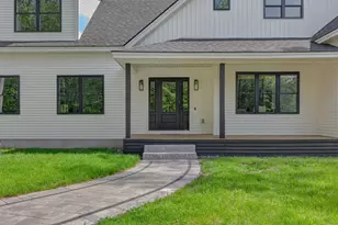 4 Red Oak Dr, Falmouth, ME 04105 - Photo 3