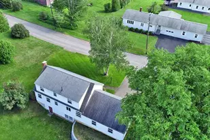 33 Maple St, Houlton, ME 04730 - Photo 11