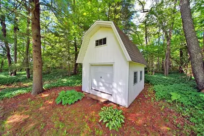 33 Maple Street, Houlton, ME 04730 - Photo 3