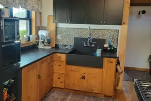 553 N Dexter Rd, Dexter, ME 04930 - Photo 17