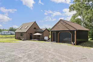 553 N Dexter Rd, Dexter, ME 04930 - Photo 11