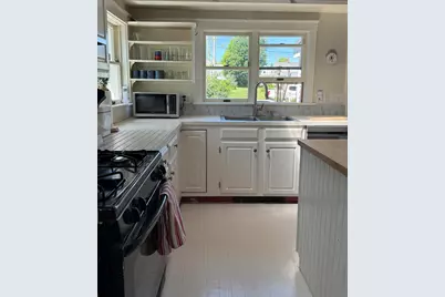 8 Pleasant Street, Vinalhaven, ME 04863 - Photo 7