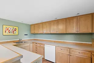 1 Ledgewood Ln, Cape Elizabeth, ME 04107 - Photo 39