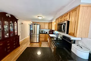 528 Roosevelt Trail, Windham, ME 04062 - Photo 3