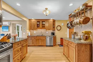 142 Longfellow St, Portland, ME 04103 - Photo 17