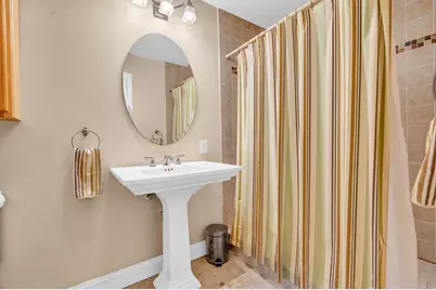 142 Longfellow Street, Portland, ME 04103 - Photo 33