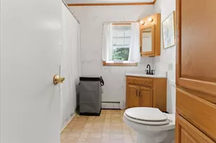 20 Mellon St, Lewiston, ME 04240 - Photo 27