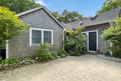 86 Underwood Road, Falmouth, ME 04105 - Photo 3