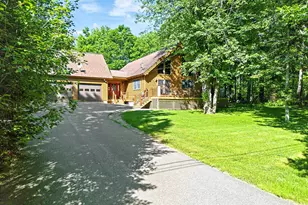47 Rustic Ln, Gardiner, ME 04345 - Photo 3