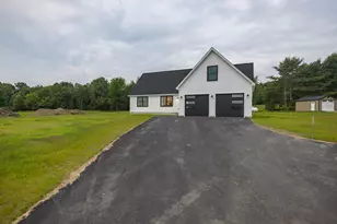 319 Harmons Corner Rd, Auburn, ME 04210 - Photo 5