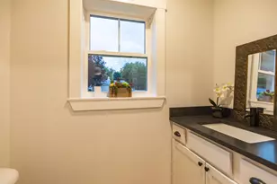 319 Harmons Corner Rd, Auburn, ME 04210 - Photo 15