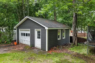 43 Westwood Ave, Millinocket, ME 04462 - Photo 3