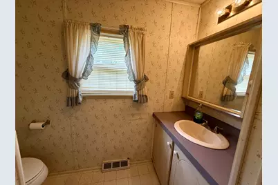 413 Kelley Mobile Homes Park, Millinocket, ME 04462 - Photo 19